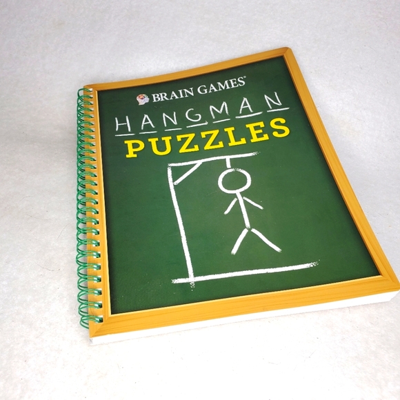 New! Brain Games Hangman Puzzles Book - Picture 1 of 9